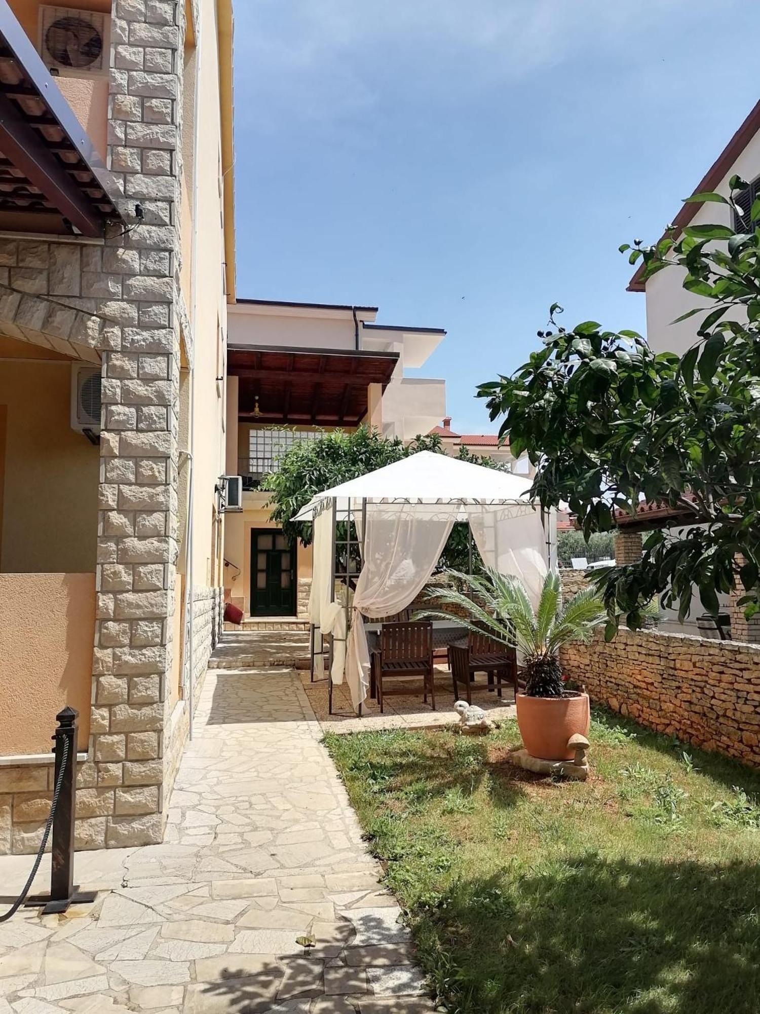 מדולין Slim Apartman I Sobe מראה חיצוני תמונה